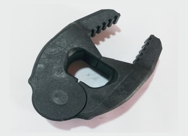 RJ-008�������У�